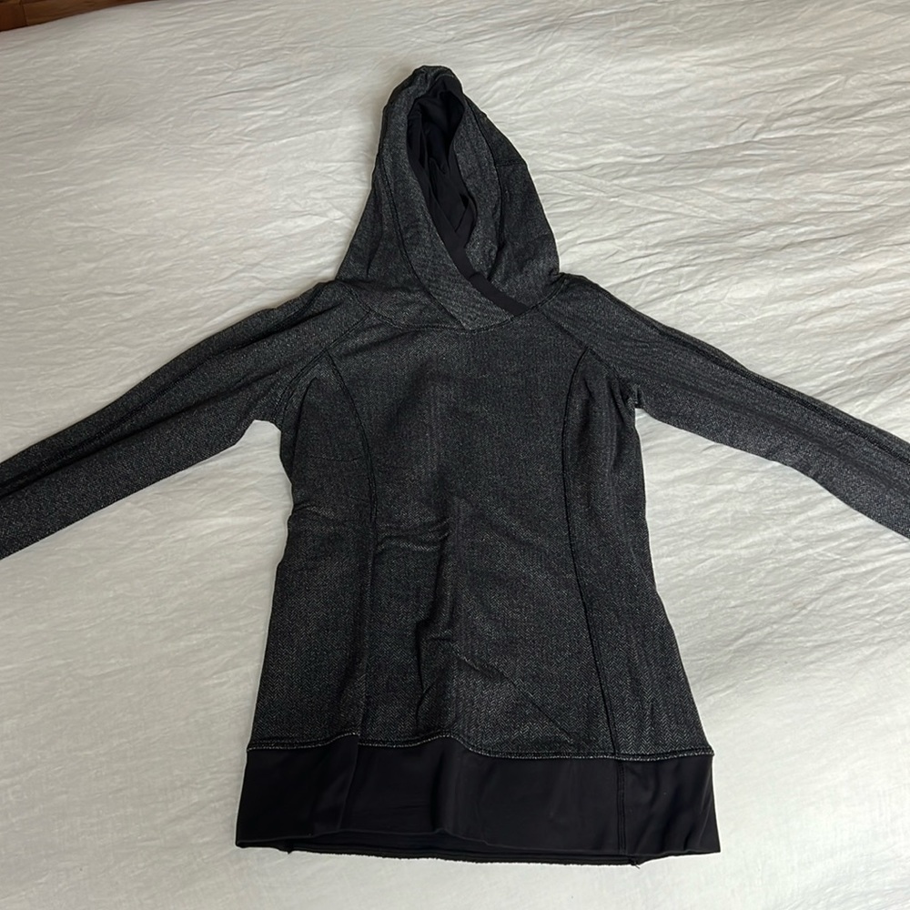 Lululemon hooded sweatshirt; charcoal gray, size 4